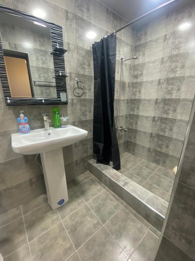 2 Cosy Apartment In Townhouse Near Airport Evn Geghanist  Экстерьер фото
