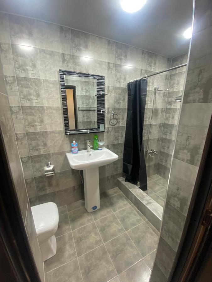 2 Cosy Apartment In Townhouse Near Airport Evn Geghanist  Экстерьер фото